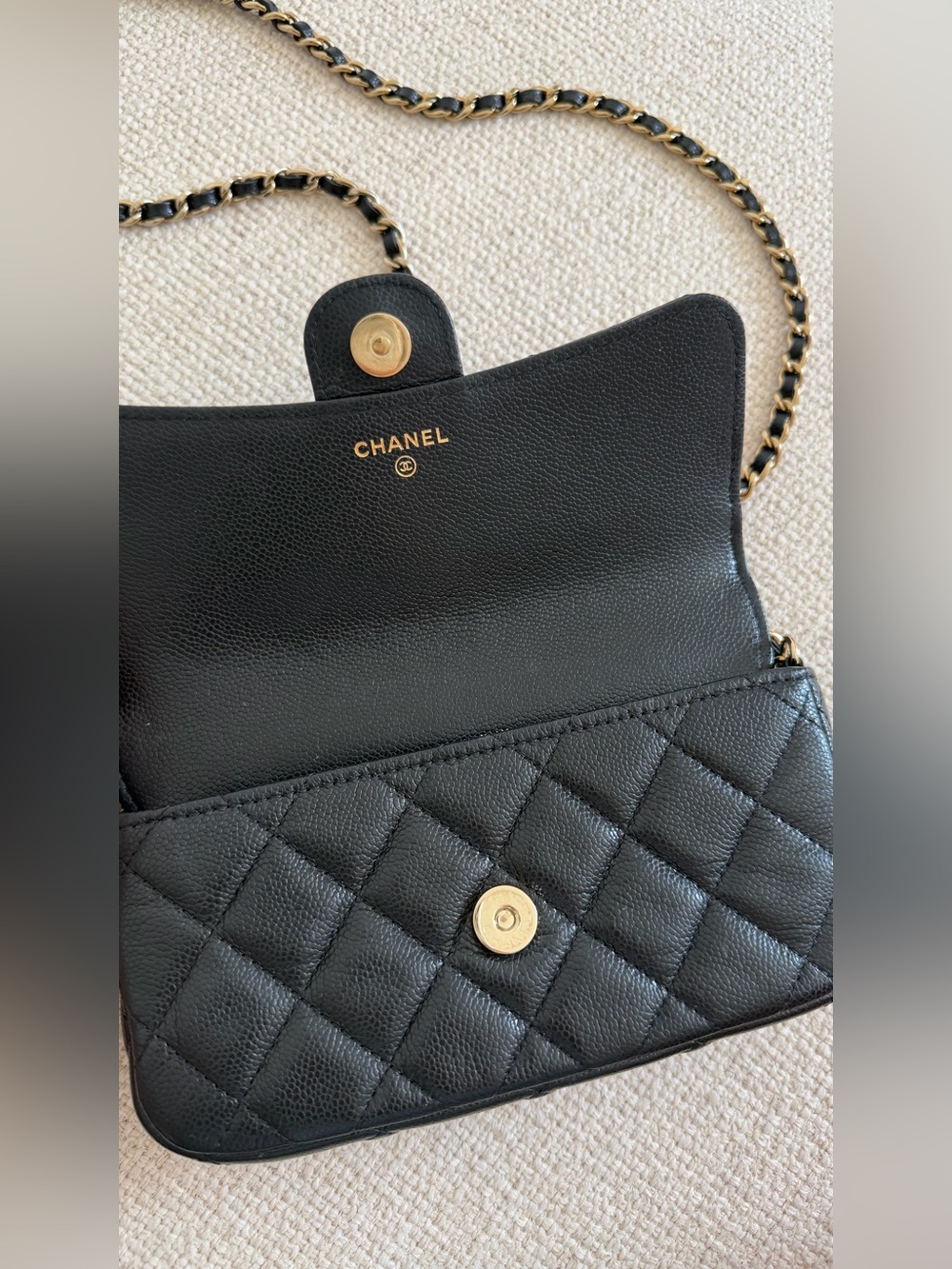 CHANEL Classic Flap Phone Holder with Chain Quilted Caviar - Picture 6 of 16